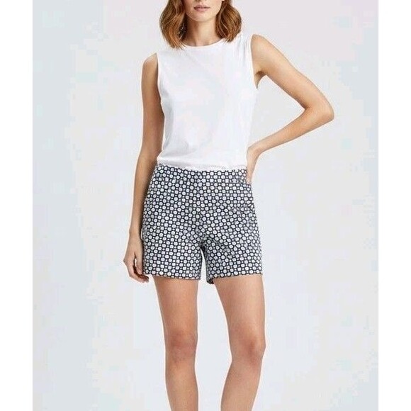 Banana Republic Pants - Banana Republic Geometric Preppy Minimalist Hampton Fit Shorts Women’s 4